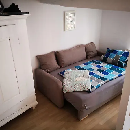 Apartment Ferienwohnung Cafe Landlust *